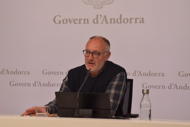 El director del Departament d'Agricultura i Ramaderia, Josep Casals, en roda de premsa.
